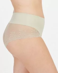 Spanx Undie-tectable® Lace Hi-Hipster Panty Level 1: Smooth 48 Spanx Undie-tectable® Lace Hi-Hipster Panty Level 1: Smooth
