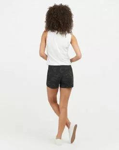 Spanx Sunshine Shorts, 4