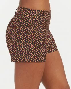 Spanx Sunshine Shorts, 4