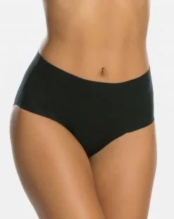 Spanx Level 1: Smooth Undie-tectable® Brief
