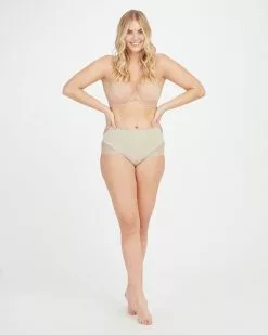 Spanx Undie-tectable® Lace Hi-Hipster Panty Level 1: Smooth 49 Spanx Undie-tectable® Lace Hi-Hipster Panty Level 1: Smooth