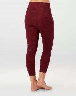 Spanx Comfy Essentials Look At Me Now Seamless Cropped Leggings