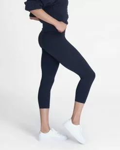 Spanx Comfy Essentials Look At Me Now Seamless Cropped Leggings