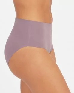 Spanx Level 1: Smooth Undie-tectable® Brief