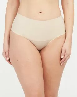 Spanx Level 1: Smooth Undie-tectable® Brief