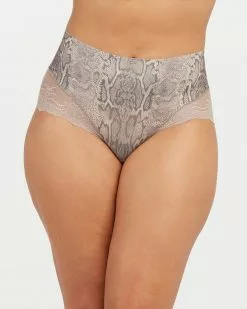 Spanx Undie-tectable® Lace Hi-Hipster Panty Level 1: Smooth 23 Spanx Undie-tectable® Lace Hi-Hipster Panty Level 1: Smooth