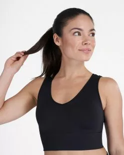 Spanx Look At Me Now Seamless Crop Top