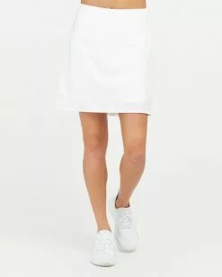 Spanx New The Get Moving Skort, 17" 8 Spanx New The Get Moving Skort, 17