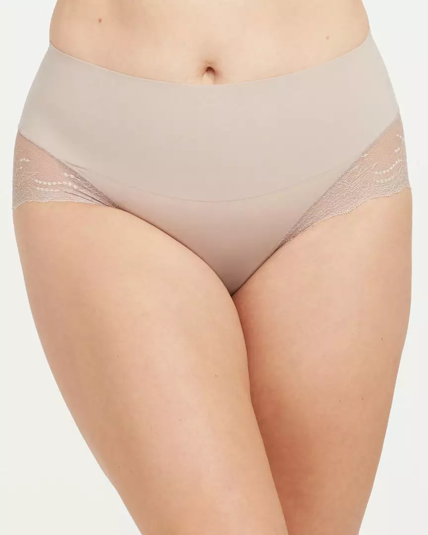 Spanx Undie-tectable® Lace Hi-Hipster Panty Level 1: Smooth Spanx Undie-tectable® Lace Hi-Hipster Panty Level 1: Smooth
