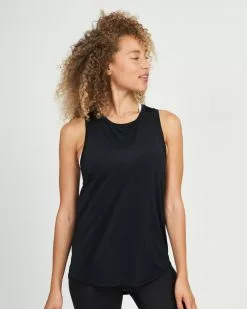 Spanx Go Lightly Tank Comfy Essentials