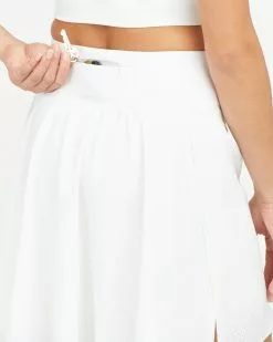 Spanx New The Get Moving Skort, 17" 7 Spanx New The Get Moving Skort, 17