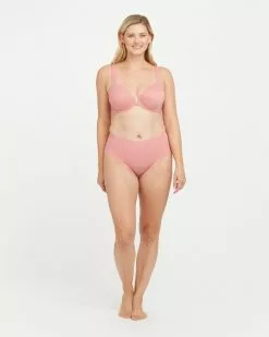 Spanx Level 1: Smooth Undie-tectable® Brief