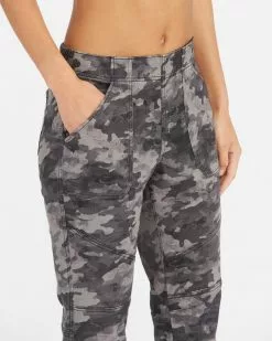 Spanx Stretch Twill Cargo Jogger