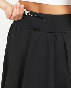 Spanx New The Get Moving Skort, 17" 2 Spanx New The Get Moving Skort, 17