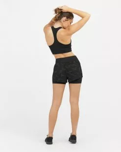 Spanx The Get Moving Short, Camo