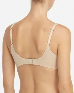 Spanx Pillow Cup Signature Push-Up Plunge Bra Bras