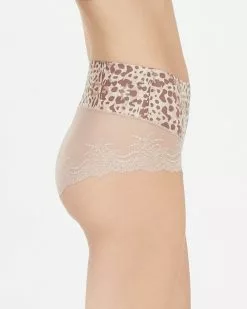 Spanx Undie-tectable® Lace Hi-Hipster Panty Level 1: Smooth 32 Spanx Undie-tectable® Lace Hi-Hipster Panty Level 1: Smooth