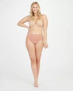Spanx Level 1: Smooth Undie-tectable® Brief