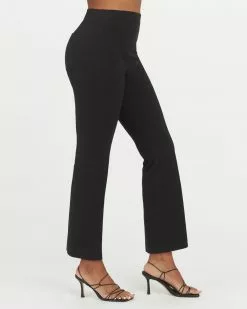 Spanx On-the-Go Kick Flare Pant New