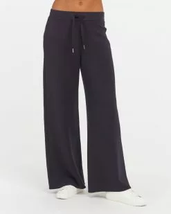 Spanx AirEssentials Wide Leg Pant