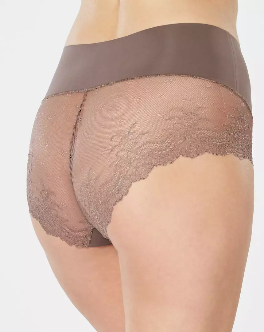 Spanx Undie-tectable® Lace Hi-Hipster Panty Level 1: Smooth Spanx Undie-tectable® Lace Hi-Hipster Panty Level 1: Smooth