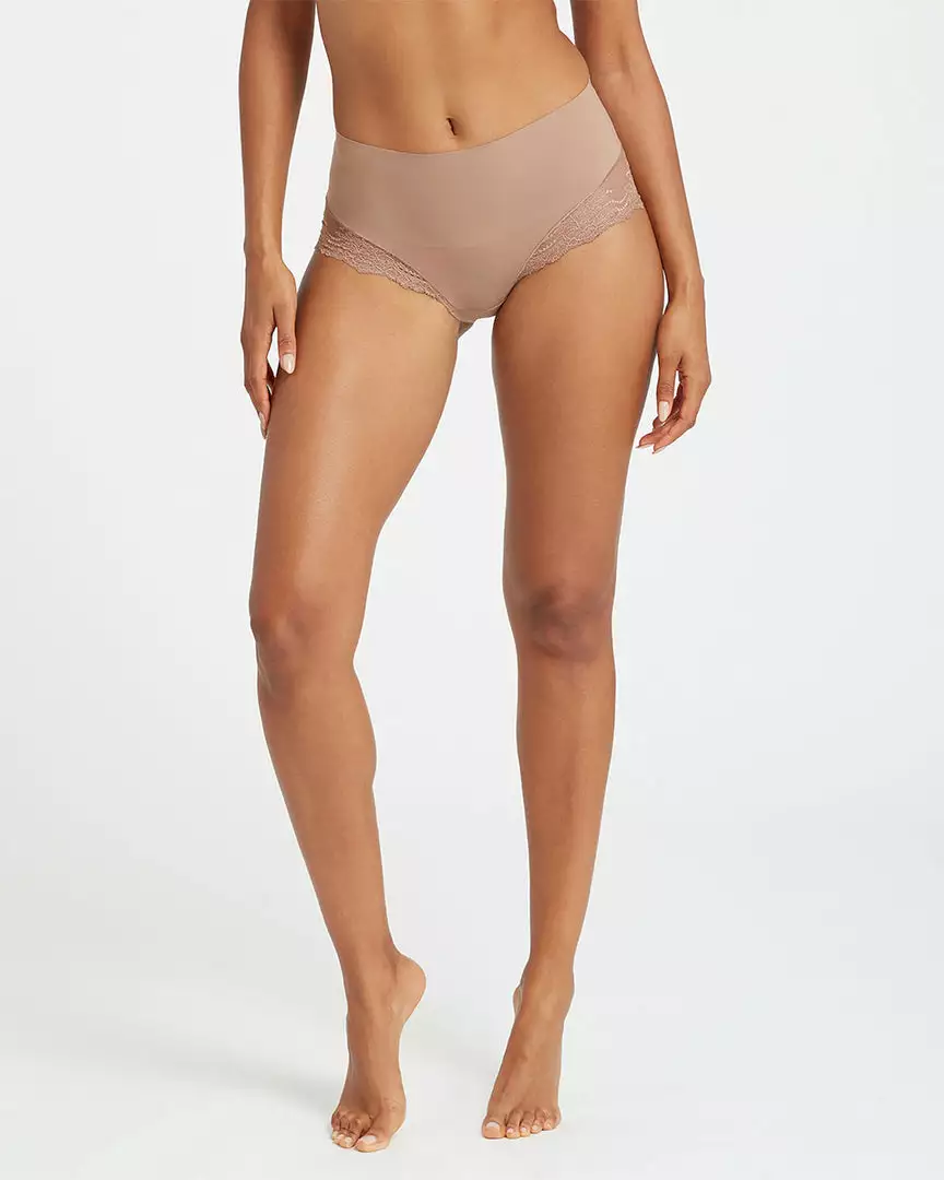 Spanx Undie-tectable® Lace Hi-Hipster Panty Level 1: Smooth Spanx Undie-tectable® Lace Hi-Hipster Panty Level 1: Smooth