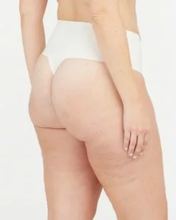 Spanx Undie-tectable® Thong