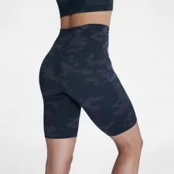 Spanx Seamless Look At Me Now Bike Short