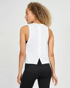 Spanx The Summer Shop Go Lightly Notch-Back Tank