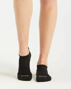Spanx Active Arch Compression Ankle Socks