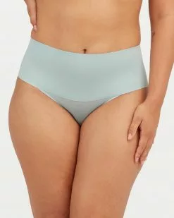 Spanx Level 1: Smooth Undie-tectable® Brief
