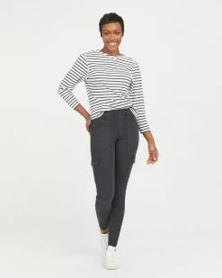 Spanx New Stretch Twill Ankle Cargo Pant 26 Spanx New Stretch Twill Ankle Cargo Pant
