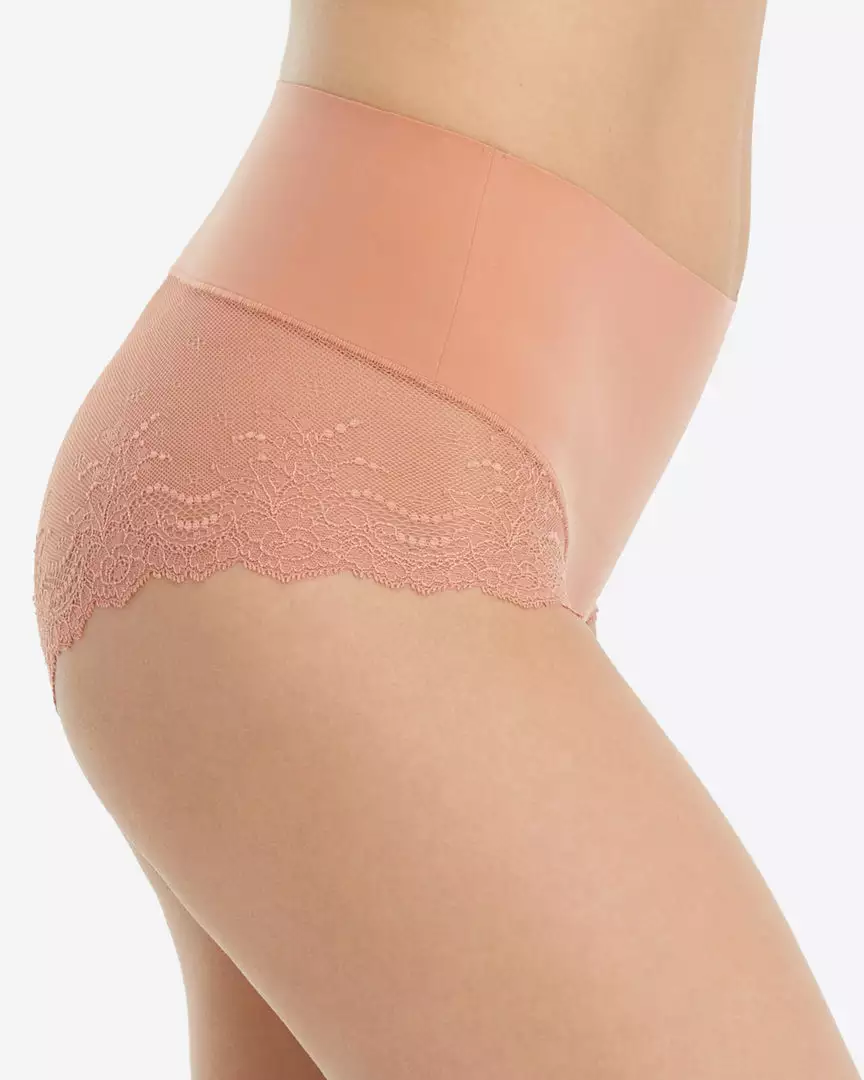 Spanx Undie-tectable® Lace Hi-Hipster Panty Level 1: Smooth Spanx Undie-tectable® Lace Hi-Hipster Panty Level 1: Smooth