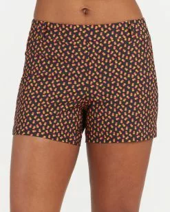 Spanx Sunshine Shorts, 4