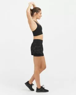Spanx The Get Moving Short, Camo