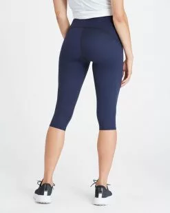 Spanx Active Knee Leggings 5 Spanx Active Knee Leggings