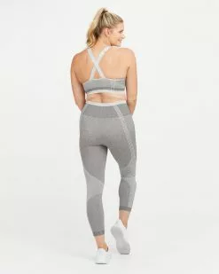 Spanx New Seamless Sculpt Leggings