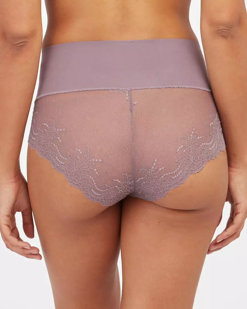 Spanx Undie-tectable® Lace Hi-Hipster Panty Level 1: Smooth Spanx Undie-tectable® Lace Hi-Hipster Panty Level 1: Smooth
