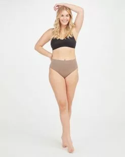 Spanx Everyday Shaping Panties Thong New