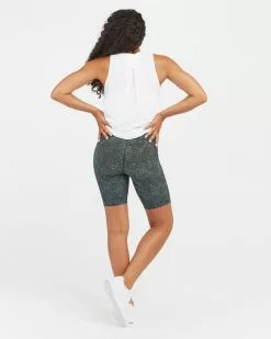 Spanx Booty Boost® Active 8” Speckled Bike Short