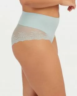 Spanx Undie-tectable® Lace Hi-Hipster Panty Level 1: Smooth 44 Spanx Undie-tectable® Lace Hi-Hipster Panty Level 1: Smooth