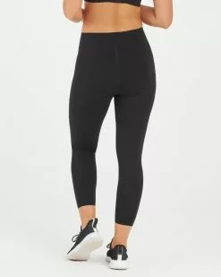 Spanx Every.Wear Icon 7/8 Leggings W/ Pocket