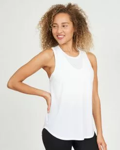 Spanx Go Lightly Tank Comfy Essentials