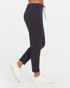 Spanx Best Sellers AirEssentials Tapered Pant