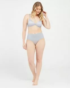 Spanx Level 1: Smooth Undie-tectable® Brief