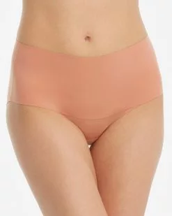 Spanx Level 1: Smooth Undie-tectable® Brief