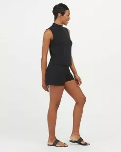 Spanx New On-the-Go Shorts, 4